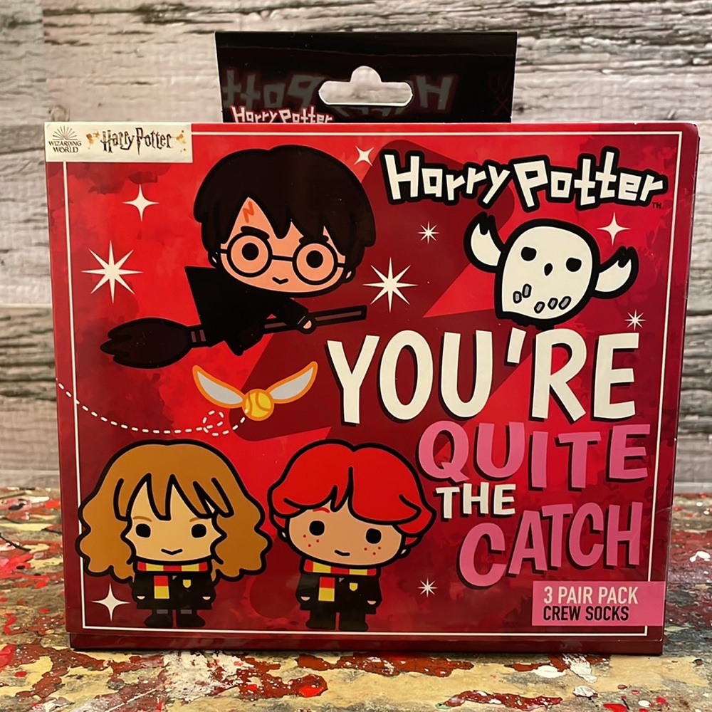 2/$30 Harry Potter 3 Pair Pack Crew Socks